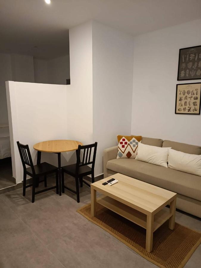 Complejo Pinta18 At1, At2 Y At3 Appartement Sevilla Buitenkant foto